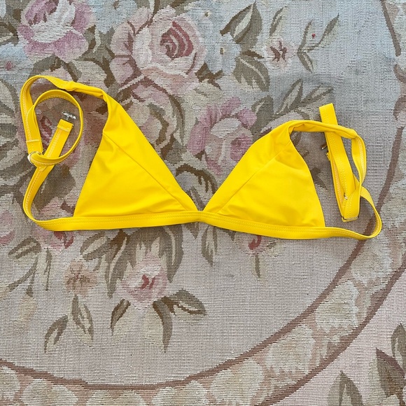 Zaful Other - Women’s Yellow Zaful Swimsuit Bikini Top
